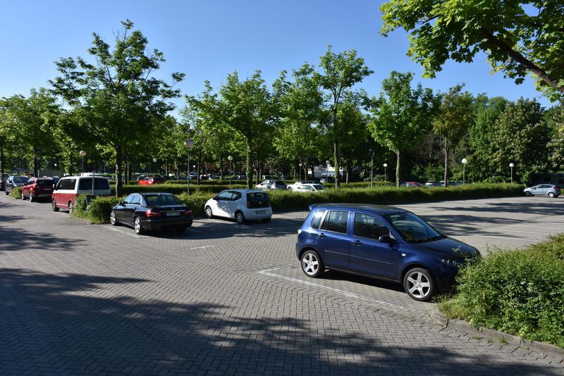 Parkplatz Hallenbad